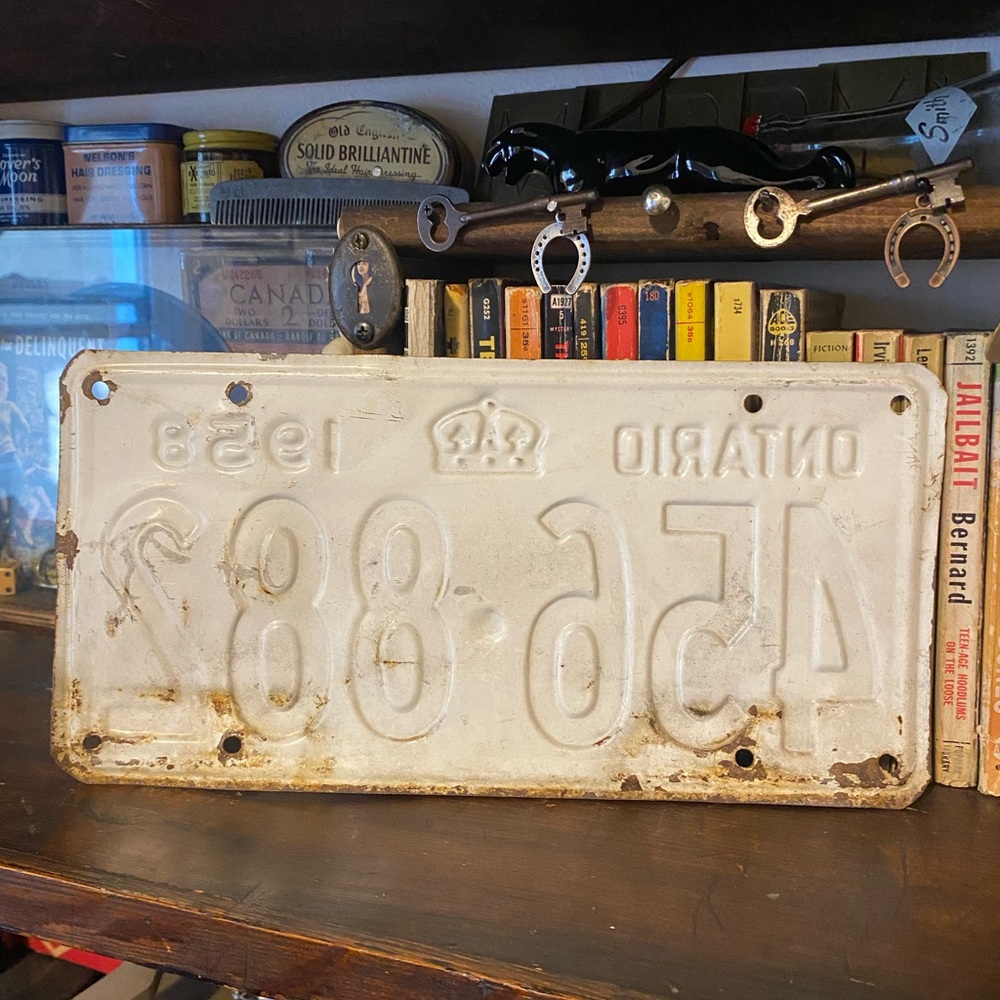 Vintage Ontario License Plate 1958 - Picture 2 of 2